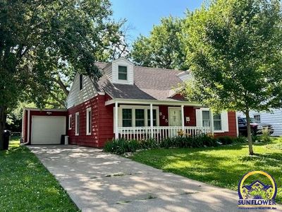 825 SW Oakley Ave, Topeka, KS, 66606