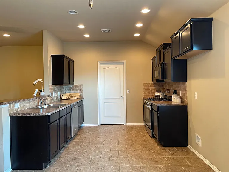 2912 Sunberry Way — Photo 2