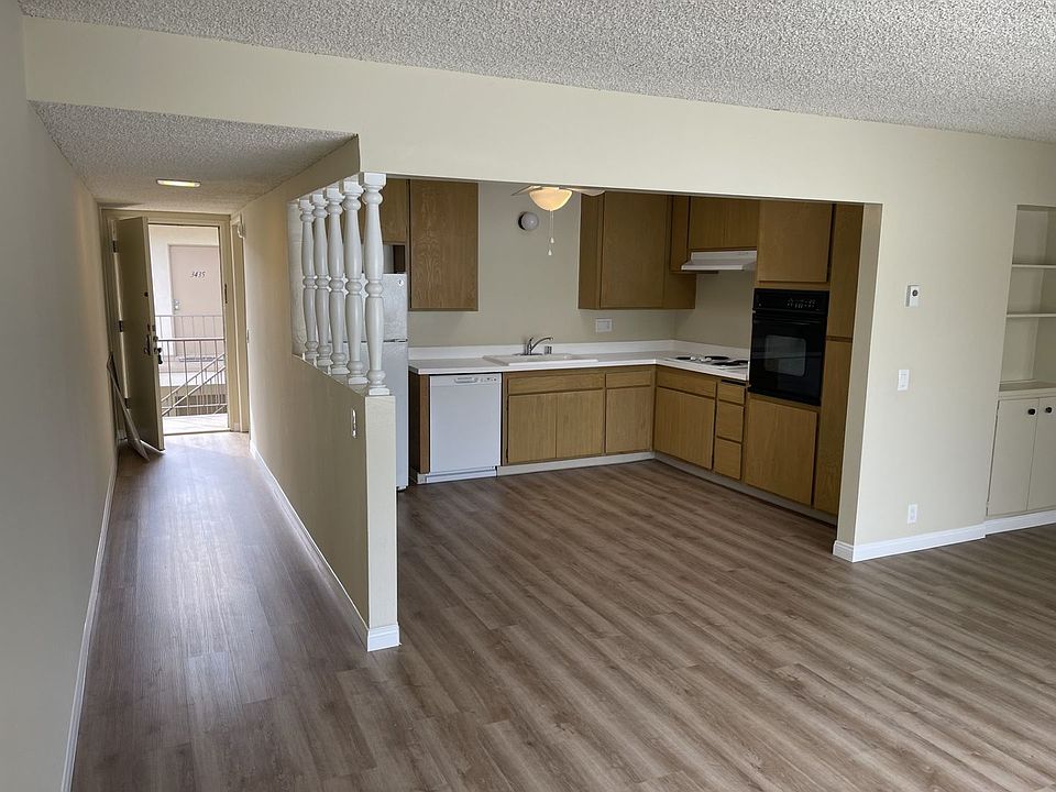 1st image of 3421-3447 Rexford St #3441