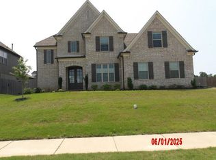 125 Laurel Wood Ln, Oakland, TN 38060