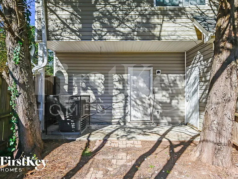 6756 Sunset Hills Blvd — Photo 15