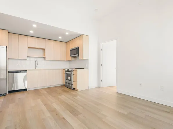 55 Orchard Street 455 image 1 of 24