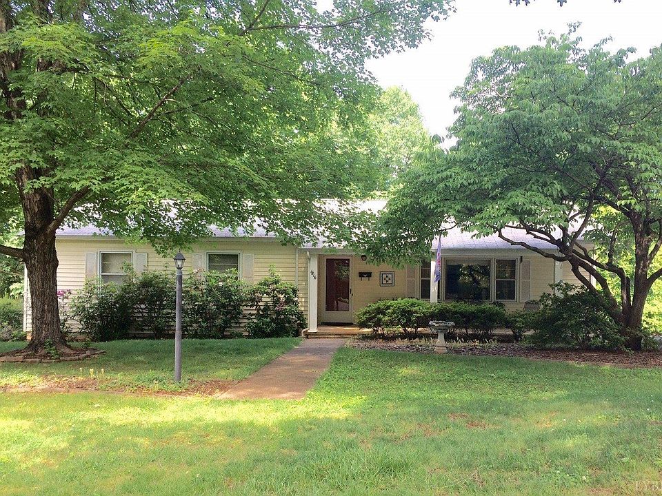 1st image of 1816 Sunset Dr