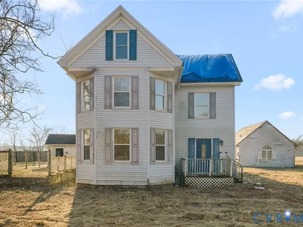 9144 General Puller Hwy, Topping, VA 23169