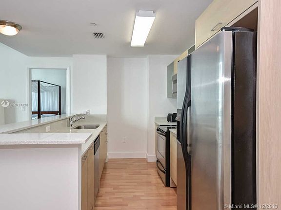 5th image of 350 NE 24th St APT 808