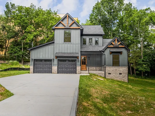 1102 S Graycroft Ave, Madison, TN 37115