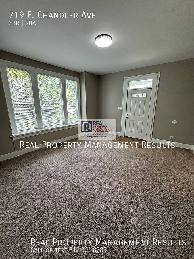Charming Bayard Park Home with Tall Ceilings & Front Porch — Photo 3