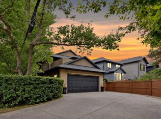 2605 E 4th St NE, Calgary, AB T2E9C9