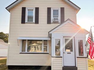 1223 N 3rd St, Ishpeming, MI 49849