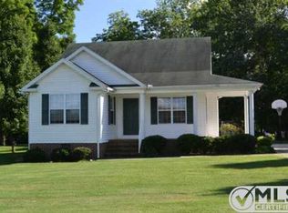 35 Falcon Dr, McMinnville, TN 37110