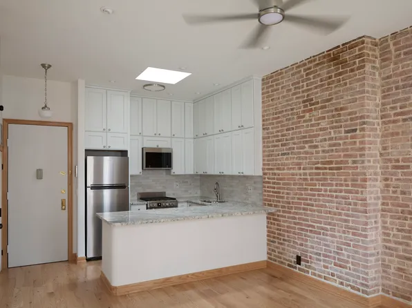 319 West 75th Street image 3 of 20