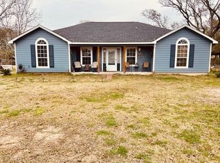 225 E Darby St, Bridge city, TX 77611