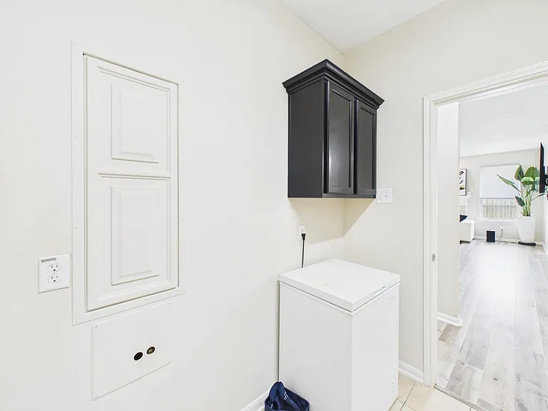 9426 Russeff Field Ln — Photo 19
