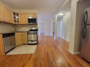 233 Barrow St #2E, Jersey City, NJ 07302