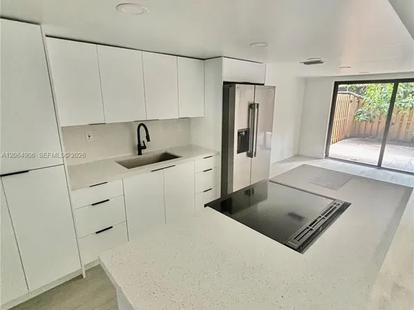 8010 NW 27th Pl #8010, Fort Lauderdale, FL 33322