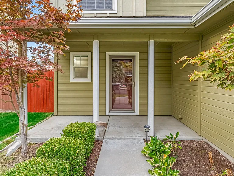 3614 E Hand Cart Ln — Photo 2