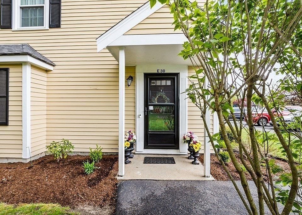 1st image of 60 Pattison St #30