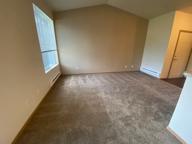 The Sinclair Apartments — Photo 29