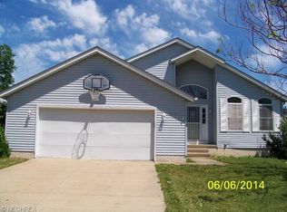 15205 Shirley Ave, Maple Heights, OH 44137