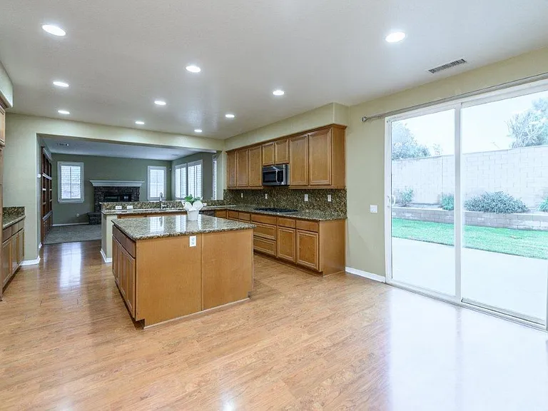 14443 Gannet St — Photo 21