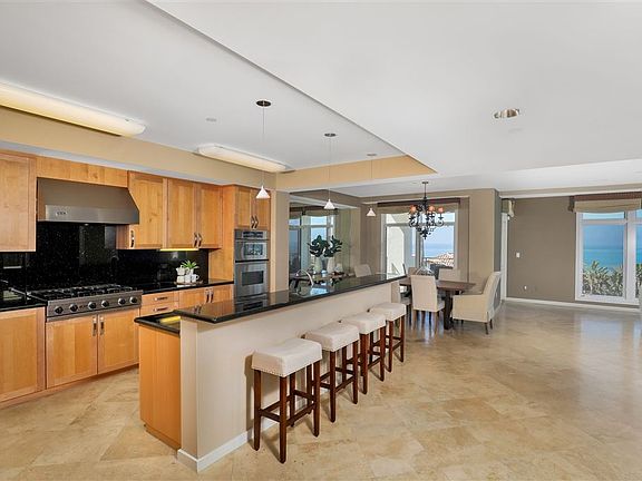 3rd image of 5430 La Jolla Blvd #C203