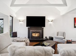 3814 W 11th Ave, Vancouver, BC V6R 2K9