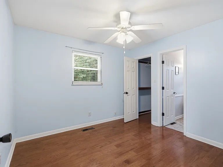 7668 NW Chatham Cir — Photo 18
