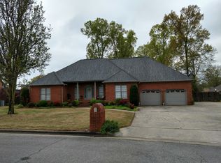 2303 Cumberland Ct SW, Decatur, AL 35603