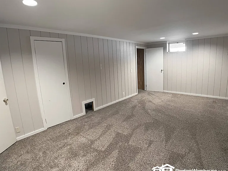 422 Reading Ave — Photo 21