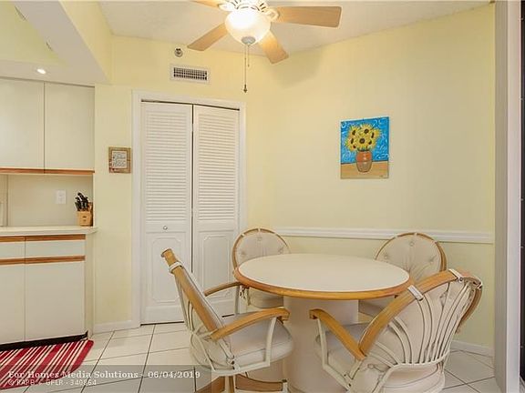 3rd image of 7300 Radice Ct APT 202