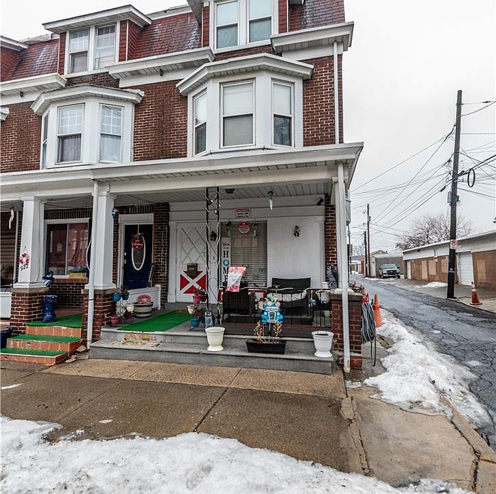 1st image of 920 S 8th St