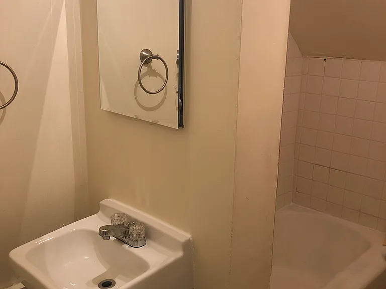 285 Hudson St #3 — Photo 3