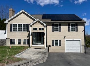 42 3rd St, Worcester, MA 01602