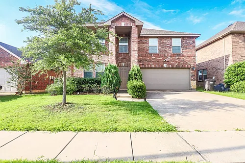 2324 Cavalry Dr Photo 1