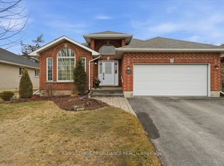 12 Chelsea Cres, Belleville, ON K8N 0M6