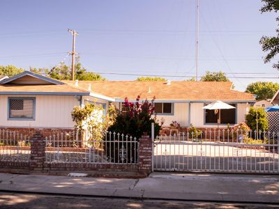 2001 Hunt Ave, Modesto, CA, 95350