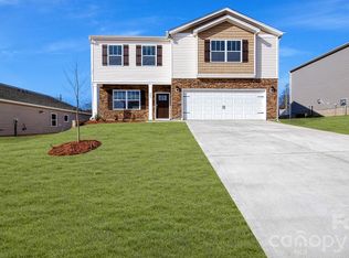 147 Piney Woods Rd, Fletcher, NC 28732