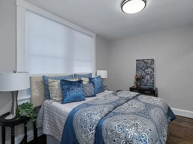 3211 Stockton St — Photo 7