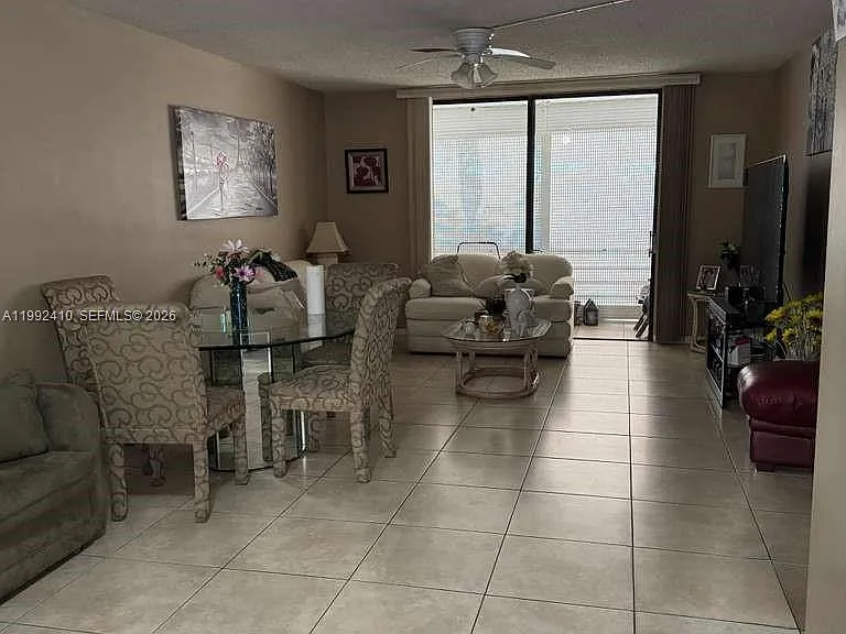 1810 SW 81st Ave #2106 — Photo 5