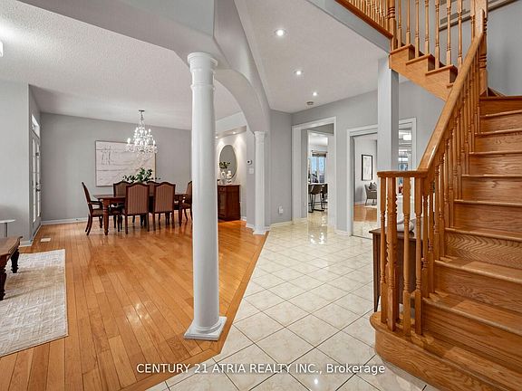 4th image of 16 Peony St