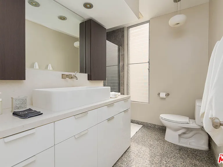 18065 Coastline Dr #1 — Photo 20