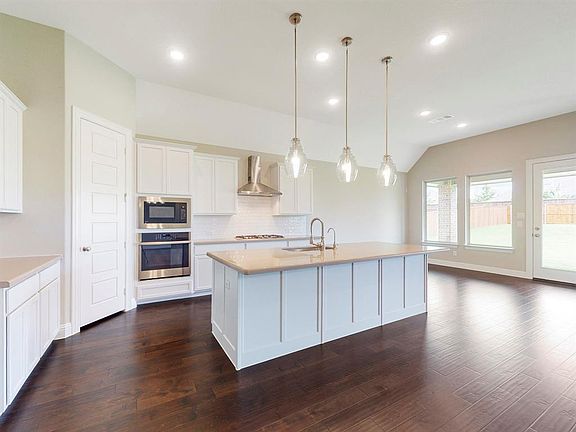 2nd image of 227 Hearthstone Dr