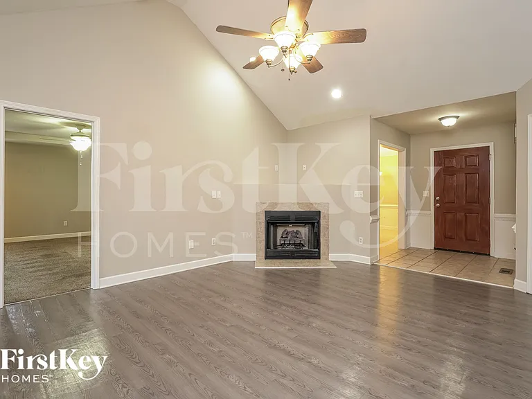 4767 Audrey Dr — Photo 4