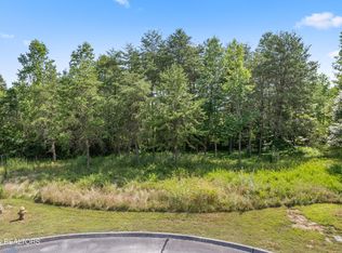 Creekside Dr, Harriman, TN 37748