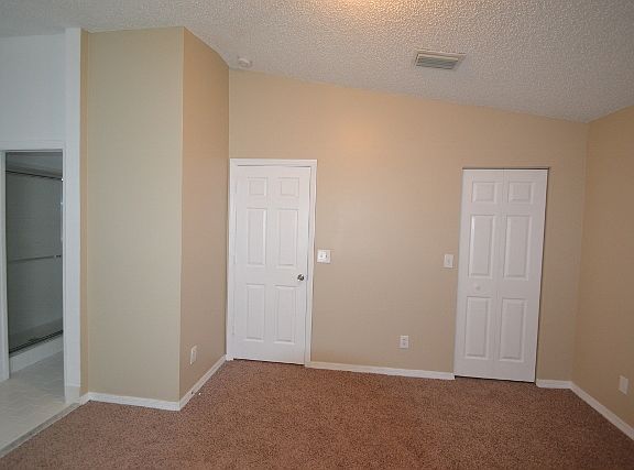 2nd image of 620 NW 208th Cir