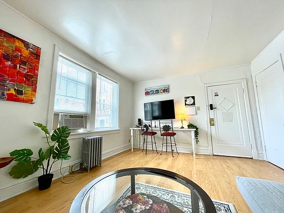 3rd image of 6647 Berthold Ave APT 1E