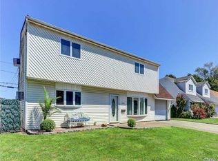 4028 Jean Ave, Bethpage, NY 11714