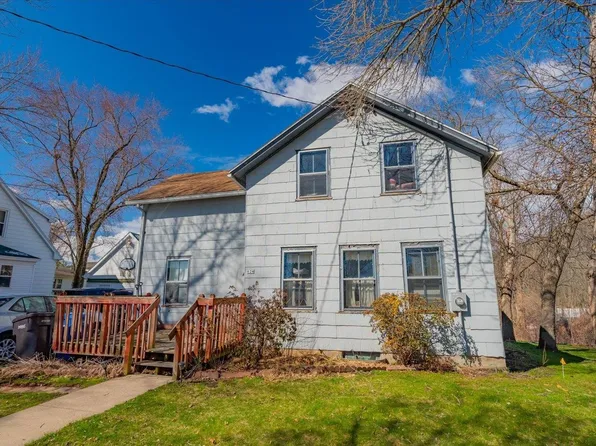 624 Center St, Black Earth, WI 53515