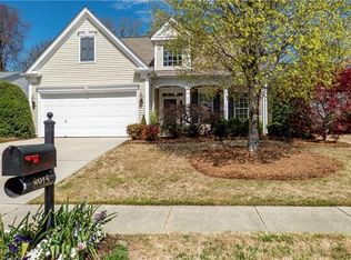 8915 Kestral Ridge Dr, Charlotte, NC 28269