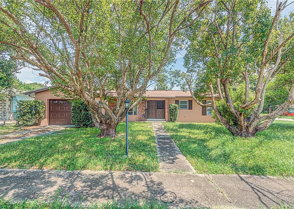 1st image of 1013 Frost Ln